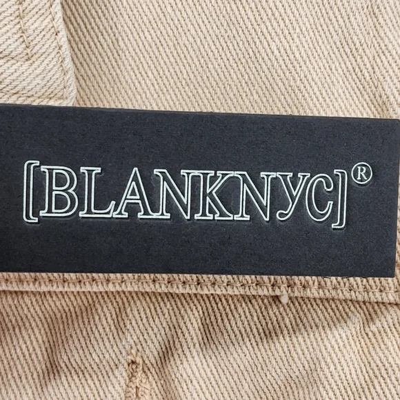 BLANKNYC Women's Cropped Denim Jacket - L - Picture 6 of 6